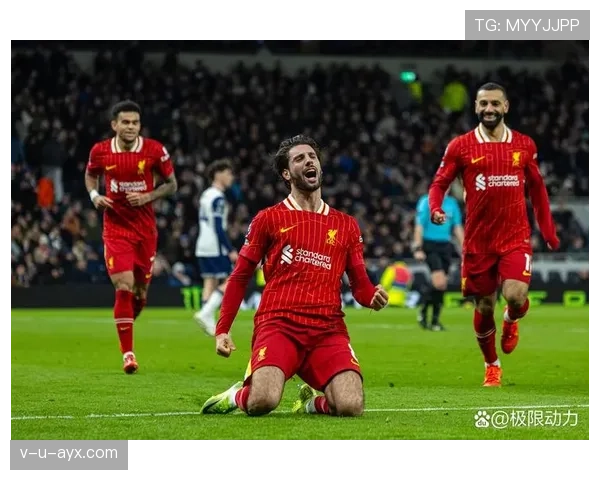 亨德森破门助力球队取胜，关键进球展现核心价值