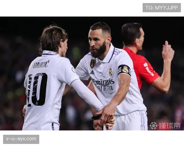 本泽马状态回暖重塑球队战术,领袖作用凸显引期待 本泽马状态回暖重塑球队战术,领袖作用凸显引期待